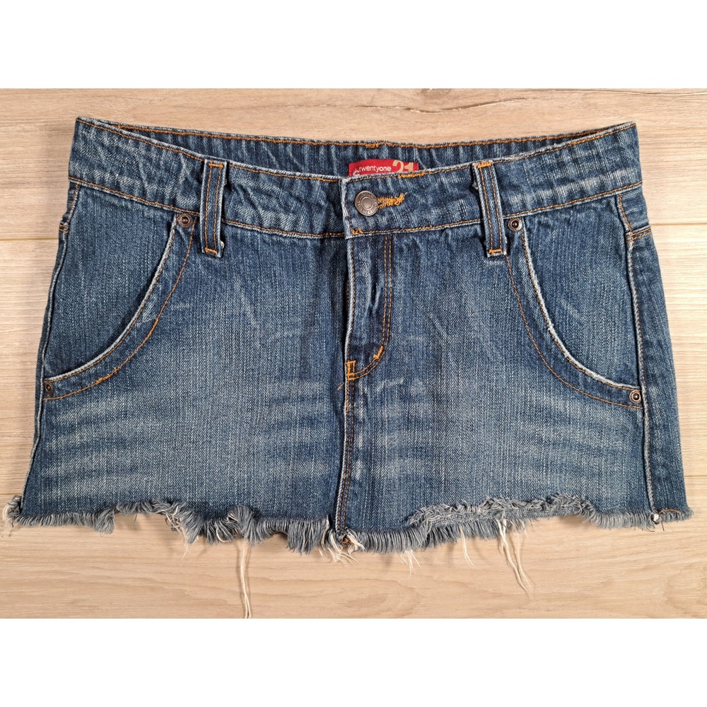 Twentyone 21 Denim Mini Skirt Medium Wash Frayed Raw Hem Size 5 y2k